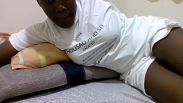 sweetelle09 online show from 12, 6, 2026
