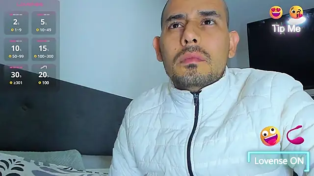 Snapshot of jhonyalzate2 chatting on 7, 2, 2025 jhonyalzate2 online show from 7, 2, 2025