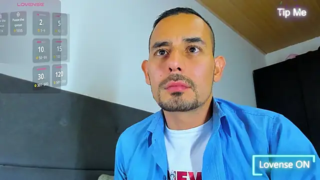 Snapshot of jhonyalzate2 chatting on 7, 10, 2025 jhonyalzate2 online show from 7, 10, 2025