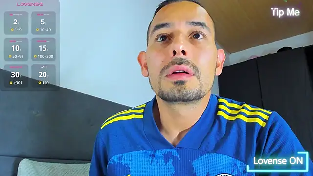 Snapshot of jhonyalzate2 chatting on 10, 10, 2025 jhonyalzate2 online show from 10, 10, 2025