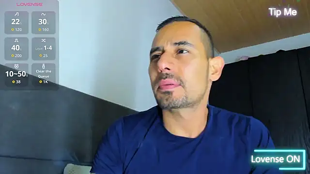 Snapshot of jhonyalzate2 chatting on 14, 10, 2025 jhonyalzate2 online show from 14, 10, 2025