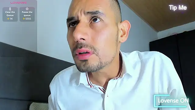 Snapshot of jhonyalzate2 chatting on 16, 10, 2025 jhonyalzate2 online show from 16, 10, 2025