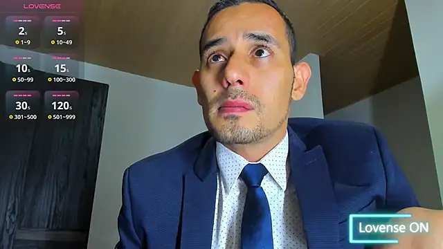 Snapshot of jhonyalzate2 chatting on 28, 10, 2025 jhonyalzate2 online show from 28, 10, 2025