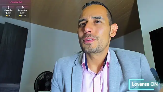 Snapshot of jhonyalzate2 chatting on 1, 11, 2025 jhonyalzate2 online show from 1, 11, 2025