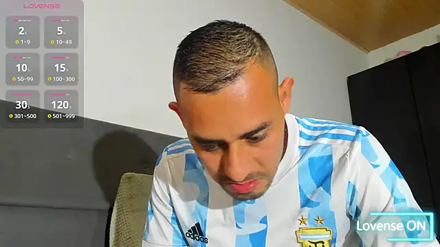 Snapshot of jhonyalzate2 chatting on 13, 1, 2026 jhonyalzate2 online show from 13, 1, 2026