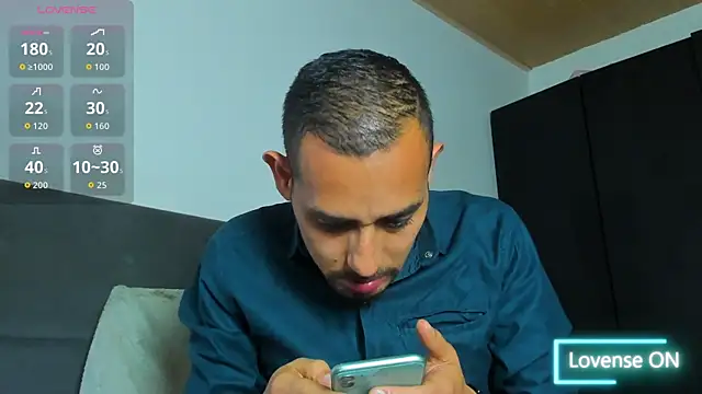 Snapshot of jhonyalzate2 chatting on 24, 2, 2026 jhonyalzate2 online show from 24, 2, 2026