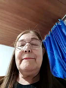 Vicky Rosse online show from 27, 10, 2025