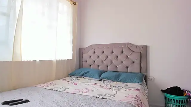 Snapshot of andrea_hills chatting on 2, 2, 2025 andrea hills online show from 2, 2, 2025