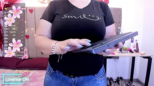 Zaly mature online show from 5, 3, 2026