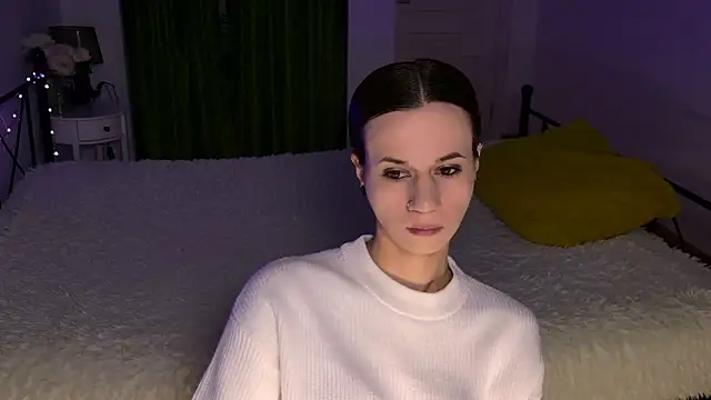 ItsAlisia online show from 4, 12, 2025