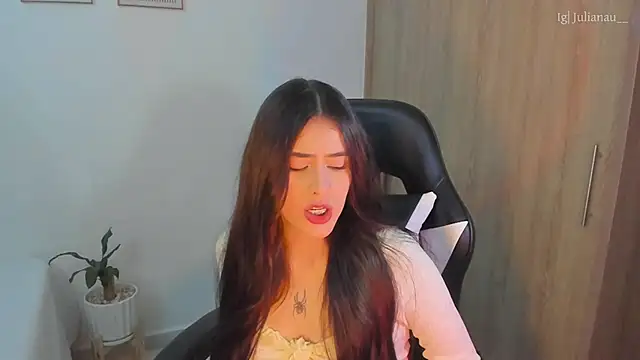 iriswest  online show from 20, 2, 2025