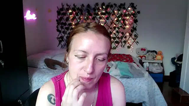 kittykalor09 online show from 5, 2, 2026