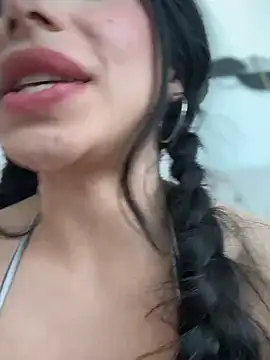 LoveLillyy online show from 28, 1, 2025