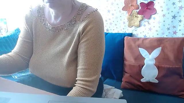 QueenLana online show from 2, 5, 2026