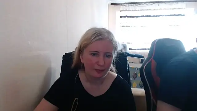 PeterAndJen online show from 28, 6, 2026