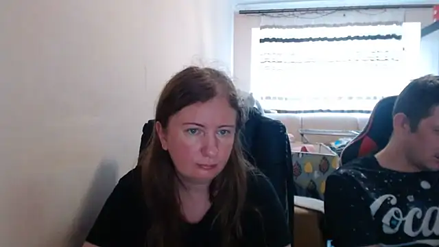 PeterAndJen online show from 28, 7, 2026
