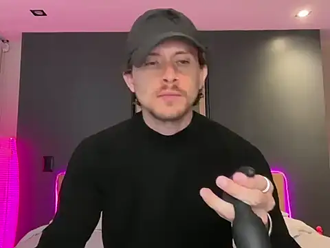 Snapshot of mcklister_kinky_feets chatting on 15, 2, 2026 mcklister kinky feets online show from 15, 2, 2026