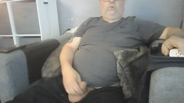 Snapshot of Naturistmale45 chatting on 15, 6, 2026 Naturistmale45 online show from 15, 6, 2026