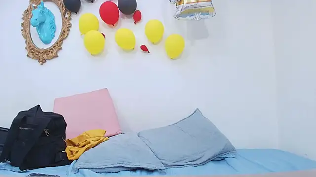 timkerbell  online show from 9, 10, 2025