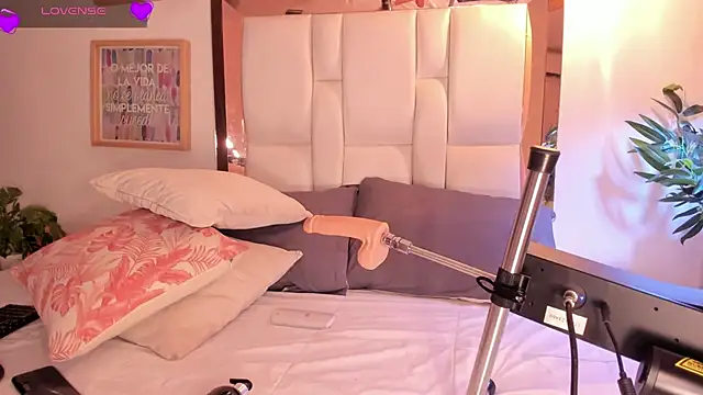 Snapshot of Snooky_Clinton chatting on 15, 3, 2025 Snooky Clinton online show from 15, 3, 2025