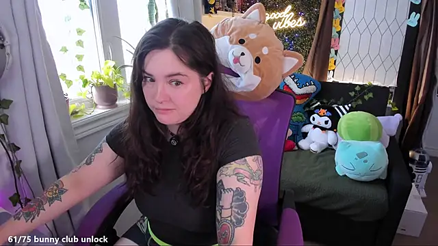 JennKenobi online show from 23, 4, 2026