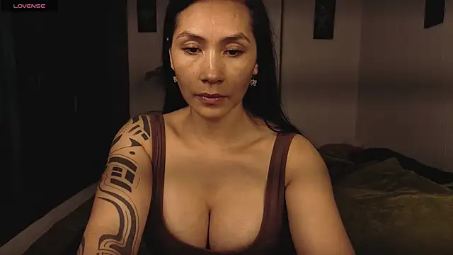 Angela isabella online show from 6, 7, 2026
