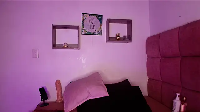 lorrayne  online show from 18, 1, 2025