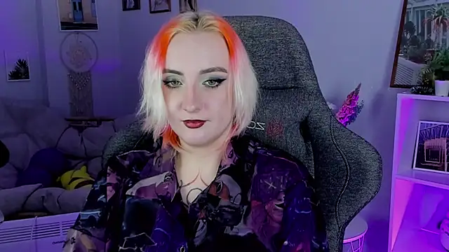 AsheLucker online show from 8, 2, 2025