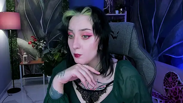 AsheLucker online show from 9, 10, 2025