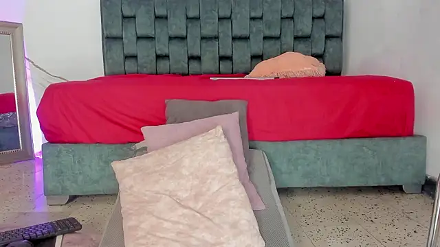 IsiisLovei online show from 19, 3, 2026