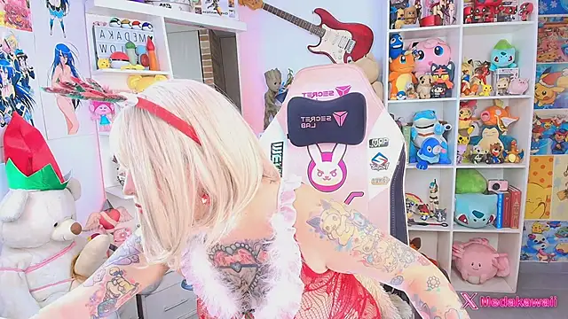 Snapshot of meda_kawaii_ chatting on 21, 12, 2025 meda kawaii online show from 21, 12, 2025