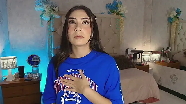 nini love01 online show from 18, 1, 2025