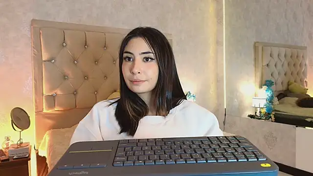 nini love01 online show from 24, 1, 2025