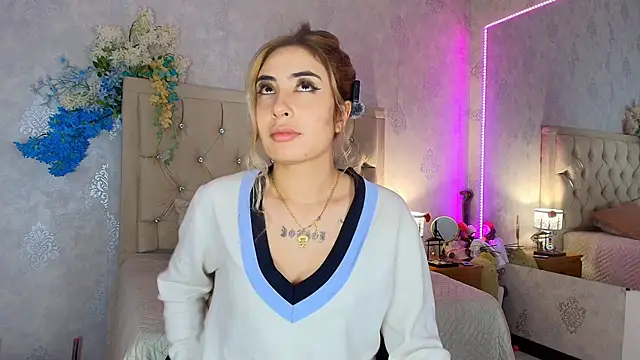 Snapshot of nini_love01 chatting on 13, 7, 2026 nini love01 online show from 13, 7, 2026