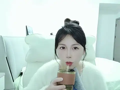 Snapshot of Sunset_glow chatting on 25, 11, 2025 Sunset glow online show from 25, 11, 2025