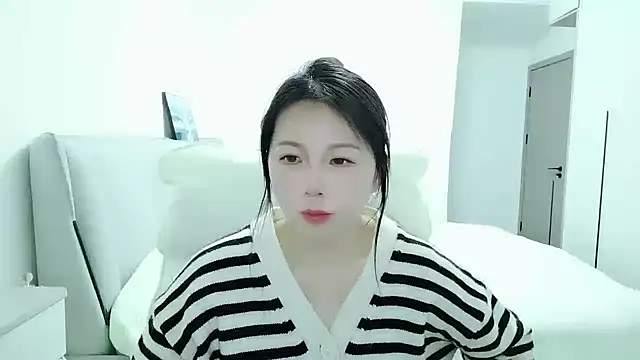 Snapshot of Sunset_glow chatting on 3, 12, 2025 Sunset glow online show from 3, 12, 2025