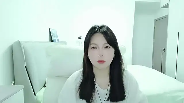 Snapshot of Sunset_glow chatting on 17, 12, 2025 Sunset glow online show from 17, 12, 2025