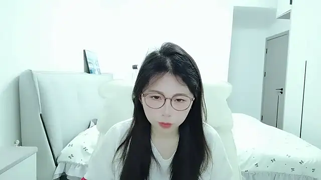 Snapshot of Sunset_glow chatting on 8, 2, 2026 Sunset glow online show from 8, 2, 2026