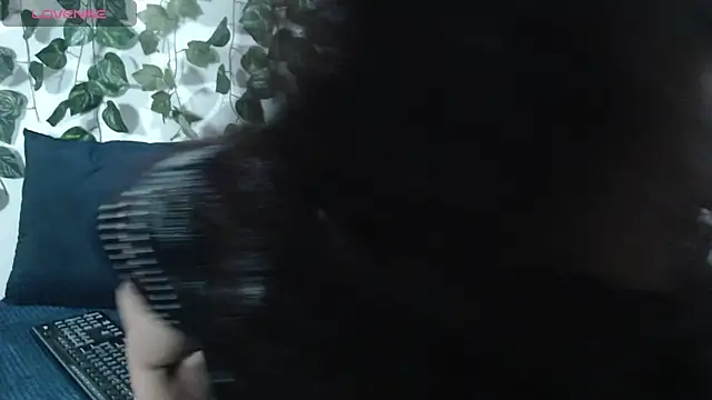 ariana sanz1 online show from 4, 11, 2025