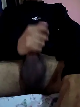 Snapshot of riggijaviersalas chatting on 21, 12, 2025 riggijaviersalas online show from 21, 12, 2025