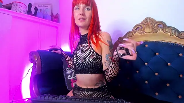 MaryJaneDove online show from 26, 7, 2026