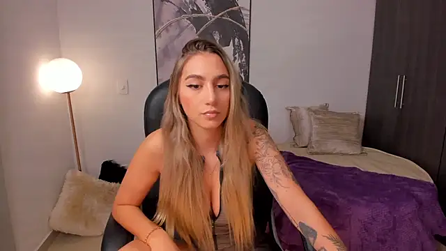 StacyConner online show from 18, 3, 2025