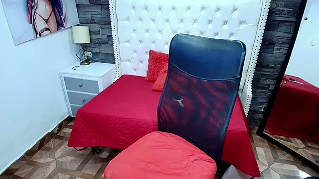 TRINY TS online show from 14, 7, 2026