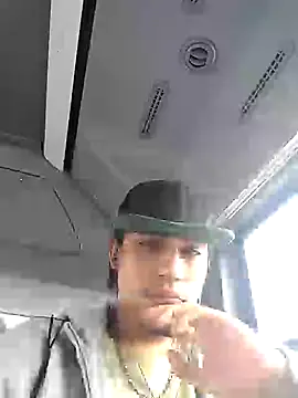 Snapshot of AlexAlejandro13 chatting on 9, 11, 2025 AlexAlejandro13 online show from 9, 11, 2025