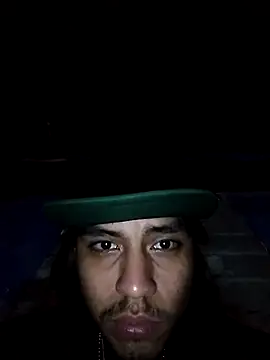 Snapshot of AlexAlejandro13 chatting on 19, 12, 2025 AlexAlejandro13 online show from 19, 12, 2025