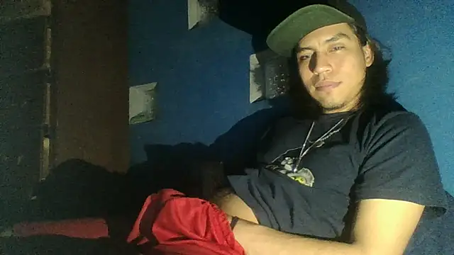 Snapshot of AlexAlejandro13 chatting on 7, 1, 2026 AlexAlejandro13 online show from 7, 1, 2026