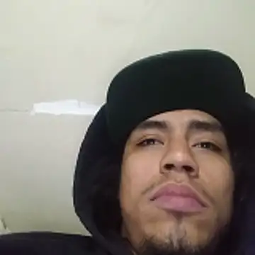 Snapshot of AlexAlejandro13 chatting on 2, 2, 2026 AlexAlejandro13 online show from 2, 2, 2026