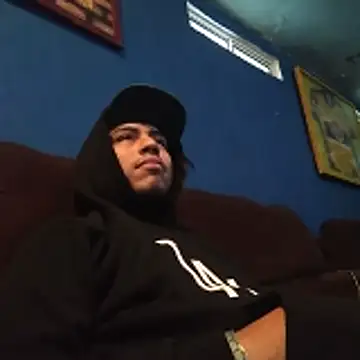 Snapshot of AlexAlejandro13 chatting on 4, 2, 2026 AlexAlejandro13 online show from 4, 2, 2026