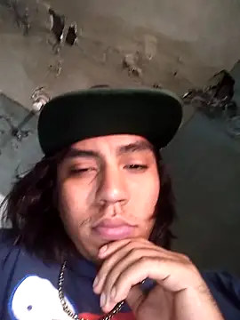 Snapshot of AlexAlejandro13 chatting on 2, 3, 2026 AlexAlejandro13 online show from 2, 3, 2026