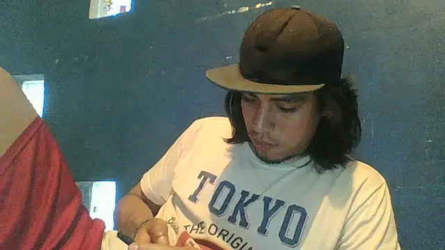 Snapshot of AlexAlejandro13 chatting on 12, 3, 2026 AlexAlejandro13 online show from 12, 3, 2026